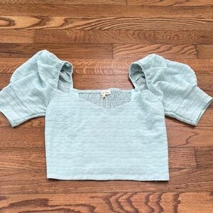NWT crop top